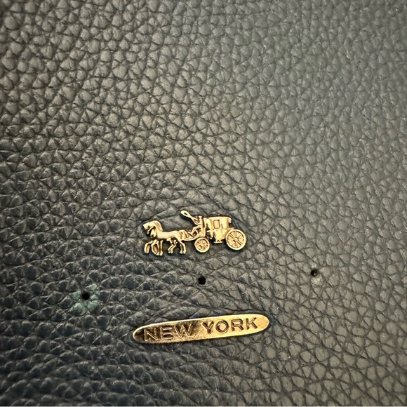 Coach Hadley Hobo In Color block 76088 in very good preowned condition - Picture 7 of 12